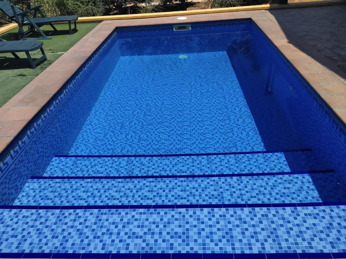 Вилла Casa De Madera El Oasis El Palomar Севилья Экстерьер фото